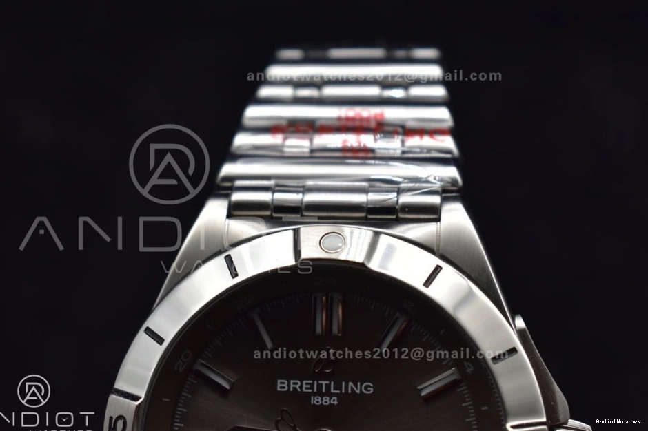 A SS 529 Chronomat Factory Dial Best Automatic SoftTouch GMT Bracelet 40mm 1:1 Edition BLS on Breitling Grey 0715